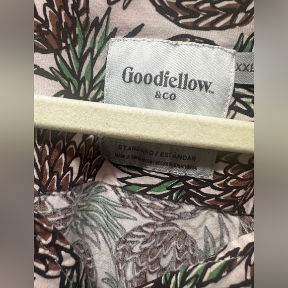 Goodfellow and Co Pineapple Hawaiian Shirt - Picture 4 of 6